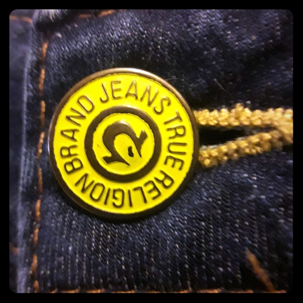 TRUE RELIGION JEANS